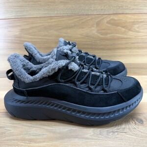 UGG V2 Remix Heritage Mens Sneakers 9.5 Black Faux Fur Lined Chunky Shoes